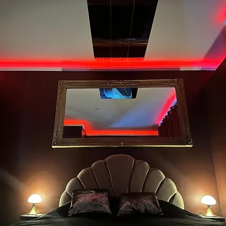 La 1920 - Jacuzzi Prive & Donjon 公寓 Gougenheim